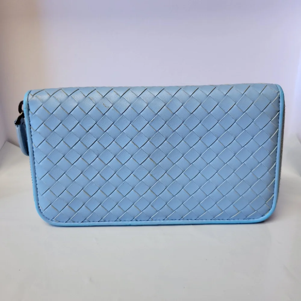 Bottega Veneta Intrecciato Blue Round Zipper Long Wallet - Picture 2 of 10